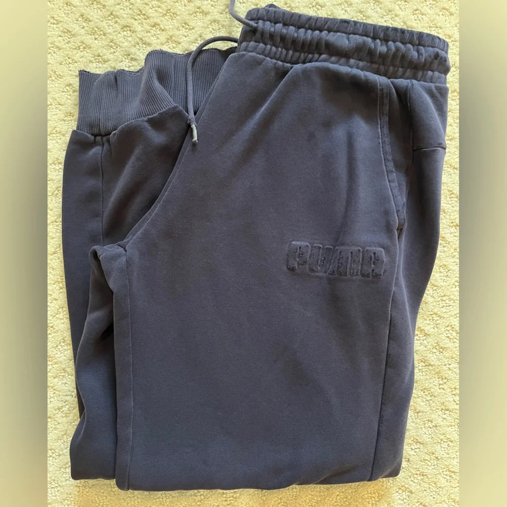 Puma joggers navy